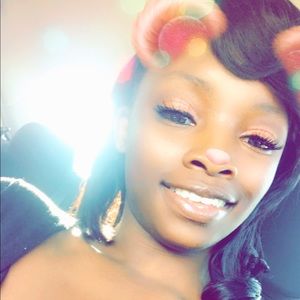 Meet your Posher, Jackie